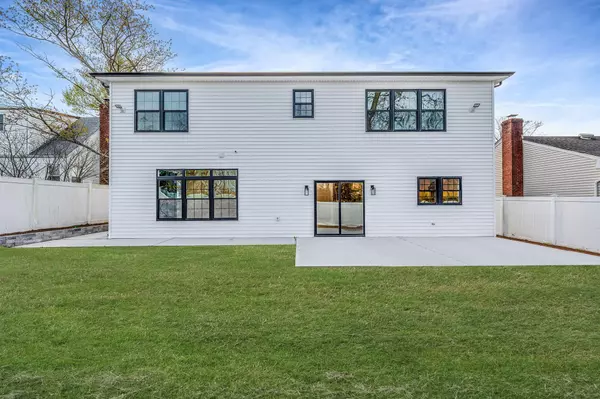 Oceanside, NY 11572,2767 Essex CT