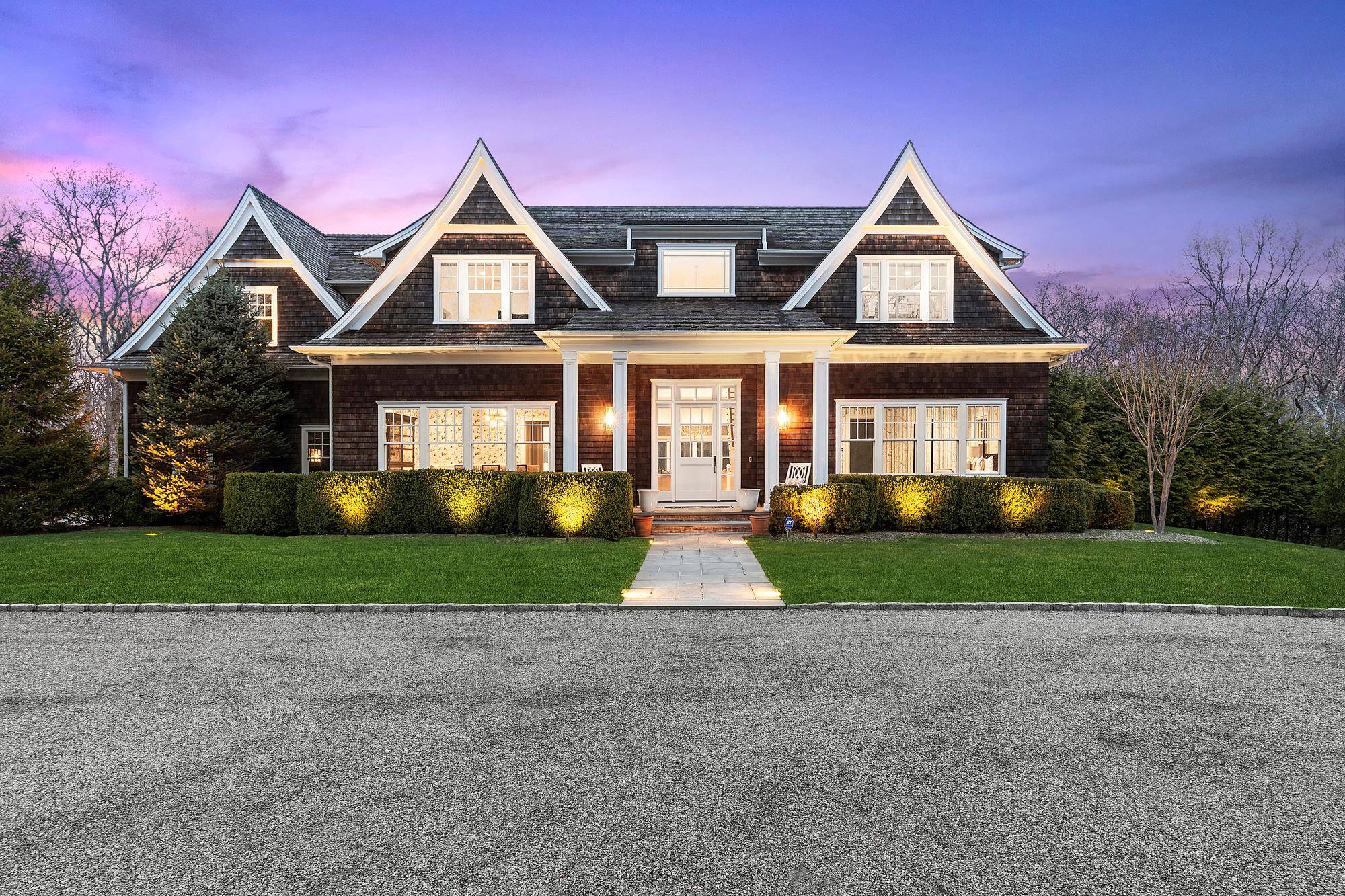 Sag Harbor, NY 11963,471 Middle Line HWY