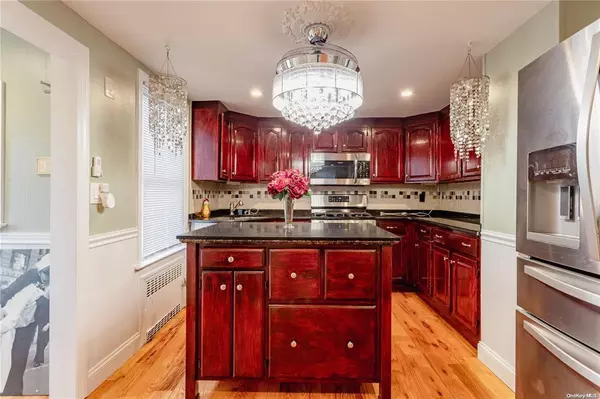 New Hyde Park, NY 11040,600 1st AVE