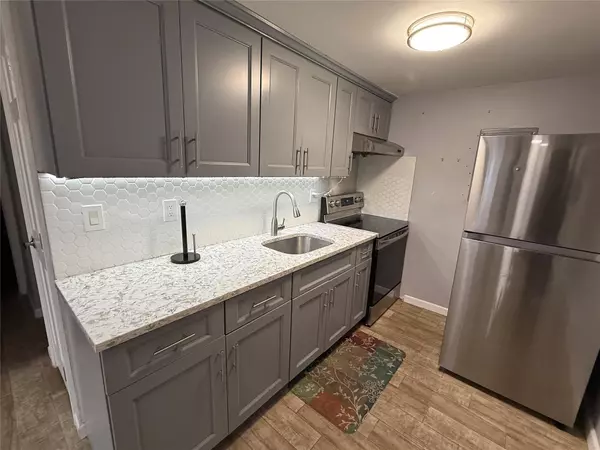 Newburgh, NY 12250,1905 Parr Lake Drive