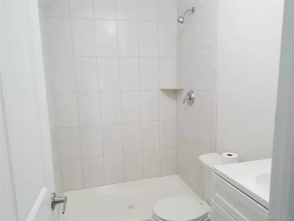 Shirley, NY 11967,N/C FAIRVIEW DR