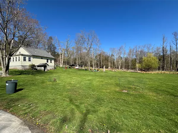 Woodbourne, NY 12788,466 Rose RD