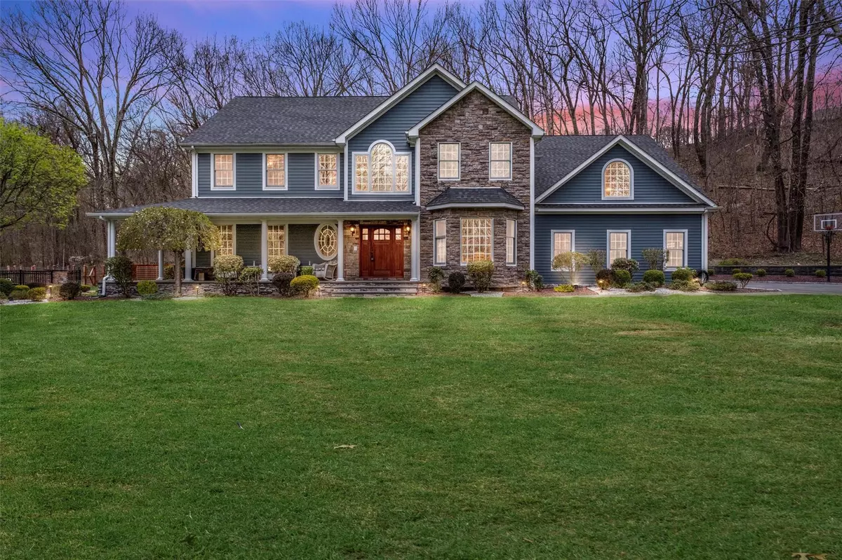 Hopewell Junction, NY 12533,75 Frances DR