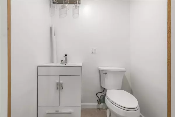 Bronx, NY 10472,1236 Evergreen AVE