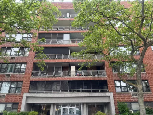 108-49 63 Ave #2C, Forest Hills, NY 11375