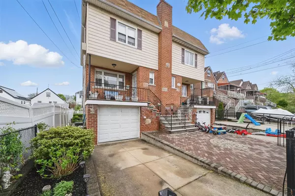 1028 Swinton AVE, Bronx, NY 10465