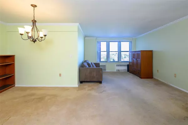 Tuckahoe, NY 10707,14 Westview AVE #412