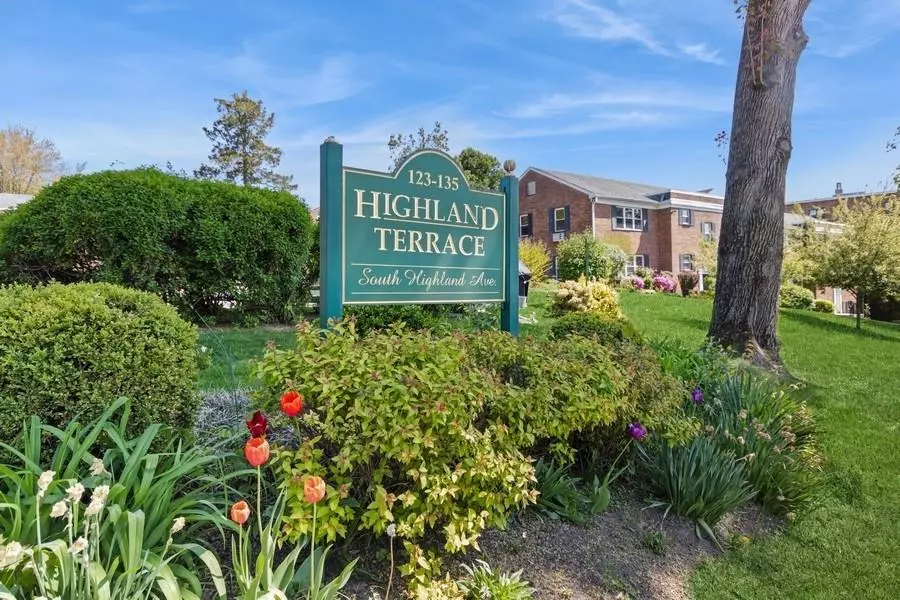 Ossining, NY 10562,133 S Highland AVE #2-A5