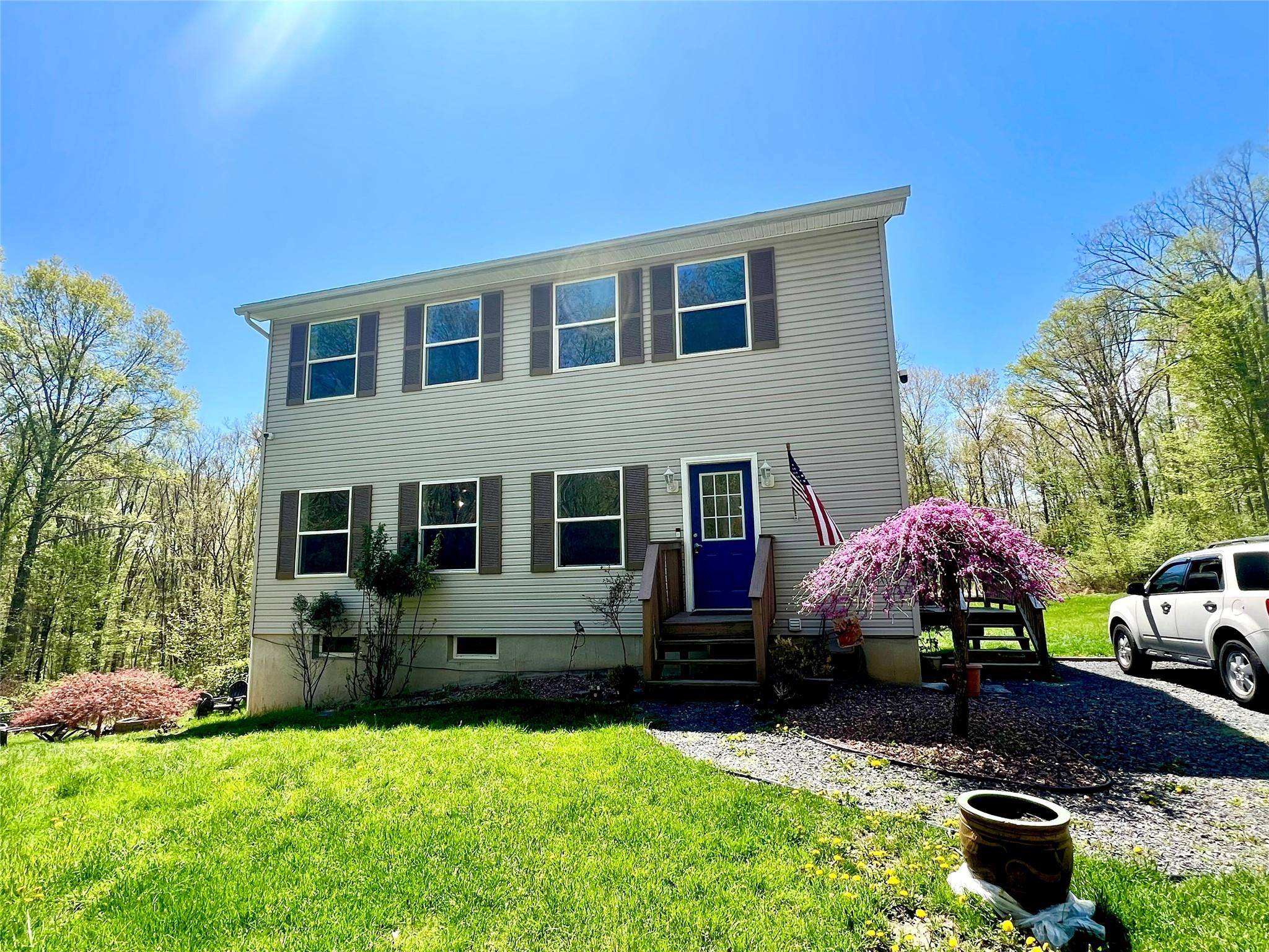 3222 New Prospect RD, Pine Bush, NY 12566