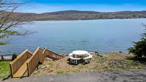 Greenwood Lake, NY 10925,30 Julie LN