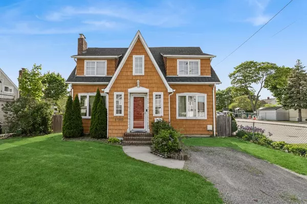 2180 Washington AVE, Seaford, NY 11783