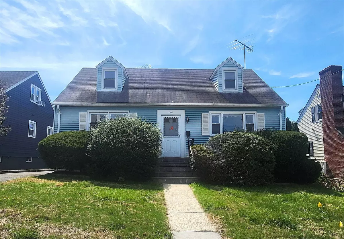 Port Chester, NY 10573,101 Shelley AVE