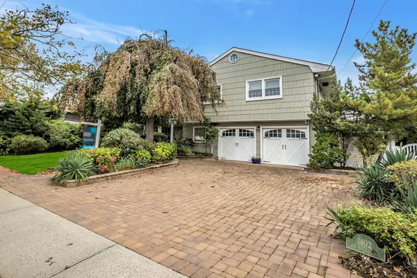 Atlantic Beach, NY 11509,1402 Bay BLVD