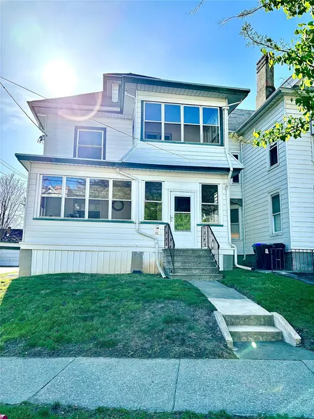 102 South AVE, Poughkeepsie, NY 12601