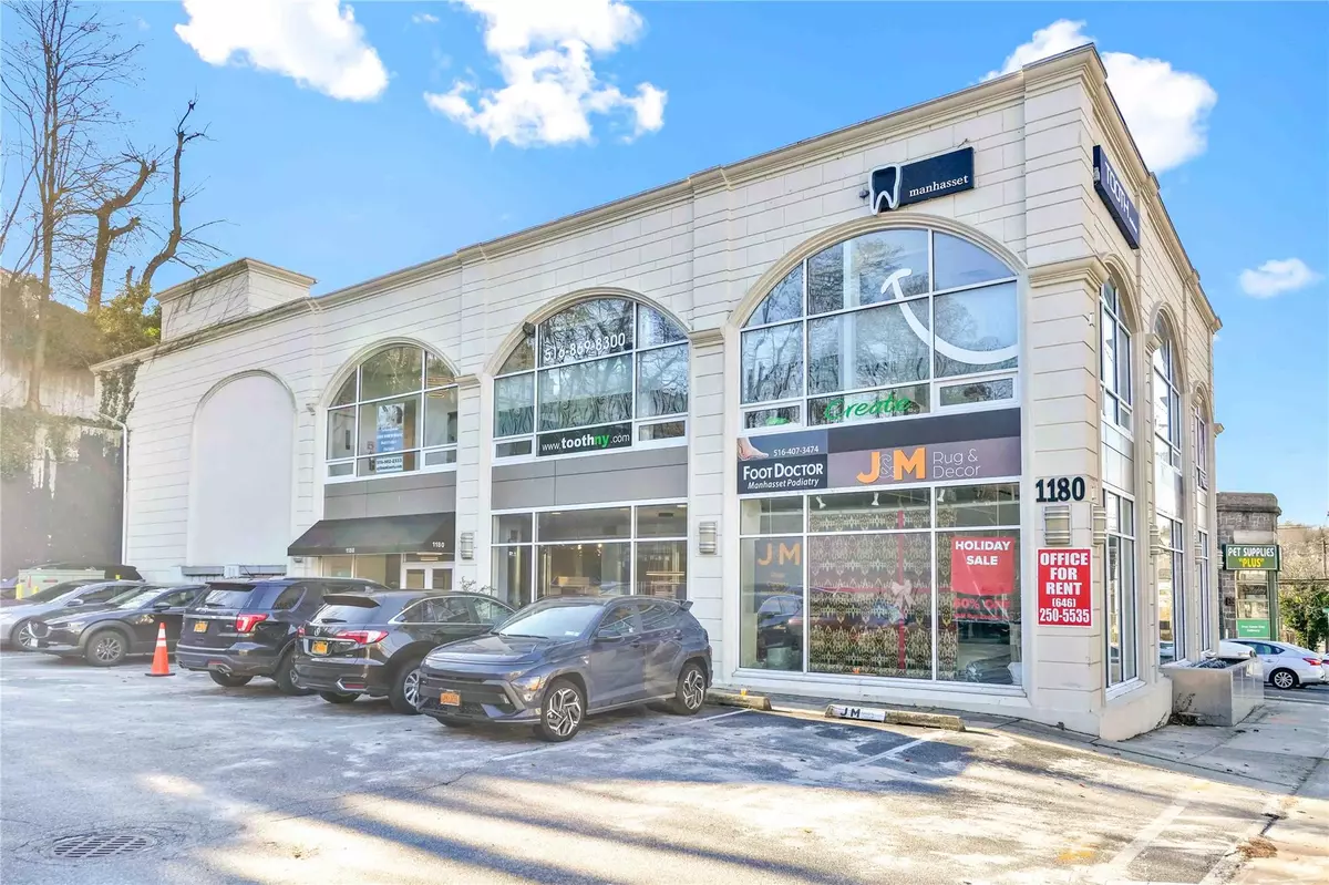 Manhasset, NY 11030,1180 Northern BLVD #201