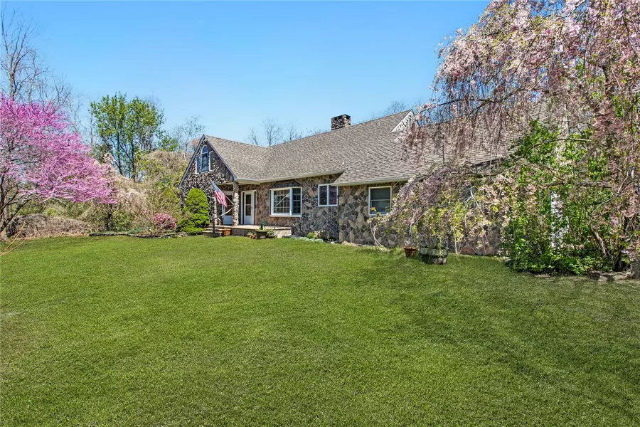 1500 Marys RD, Mattituck, NY 11952