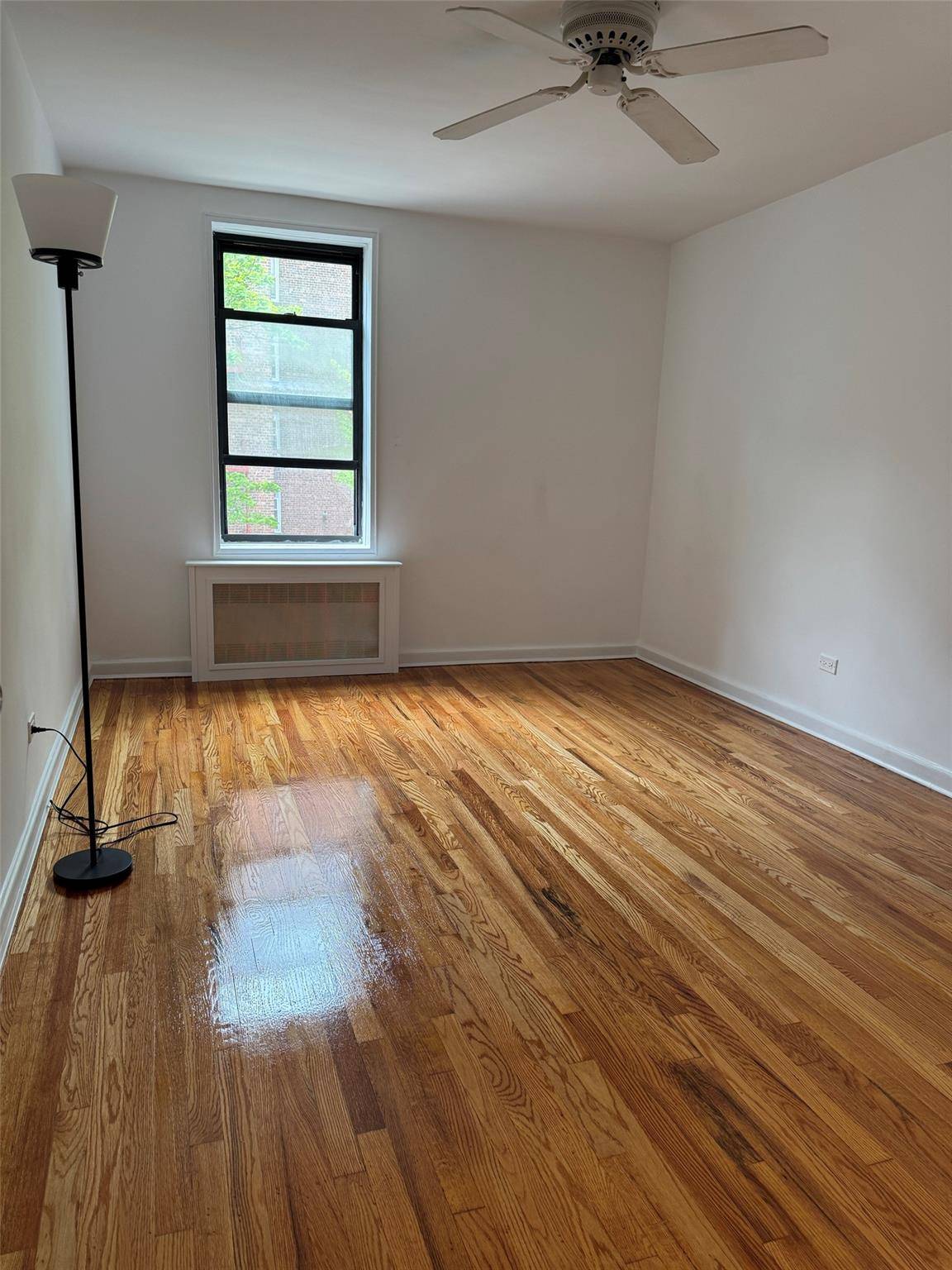 Jackson Heights, NY 11372,33-07 91 ST #2A