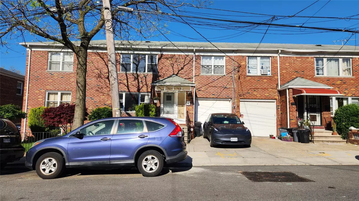 College Point, NY 11356,12-38 118 Street