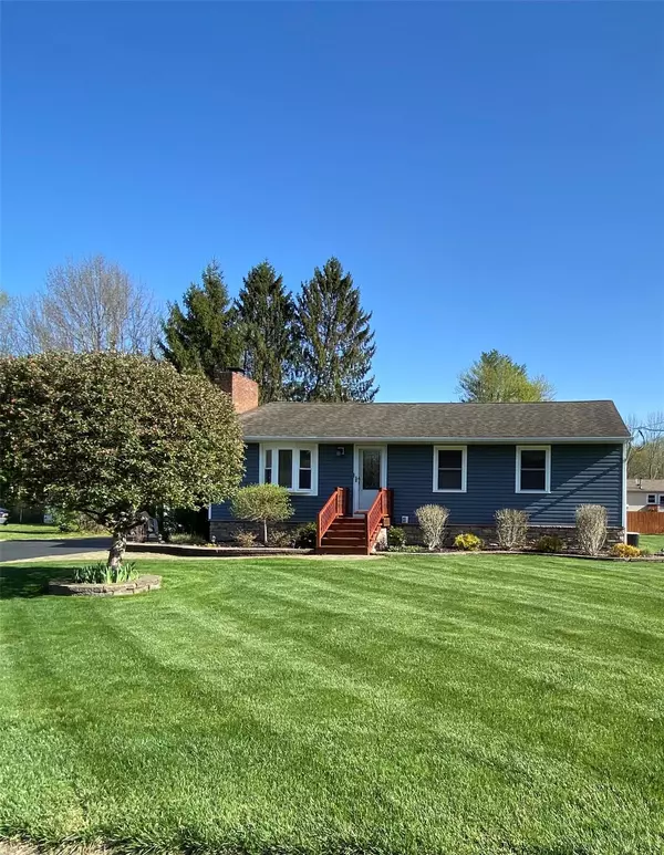 51 Riina RD, Wurtsboro, NY 12790