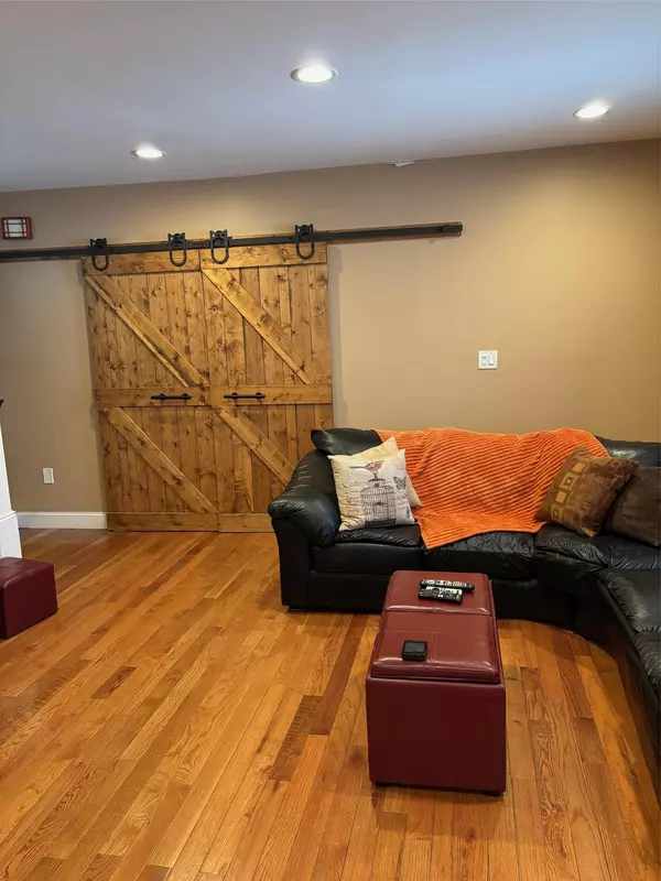 Jamaica, NY 11434,168-14 115 AVE