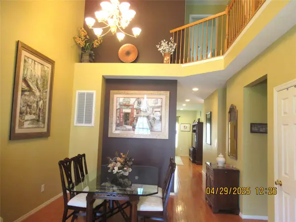 Medford, NY 11763,165 Kettles LN