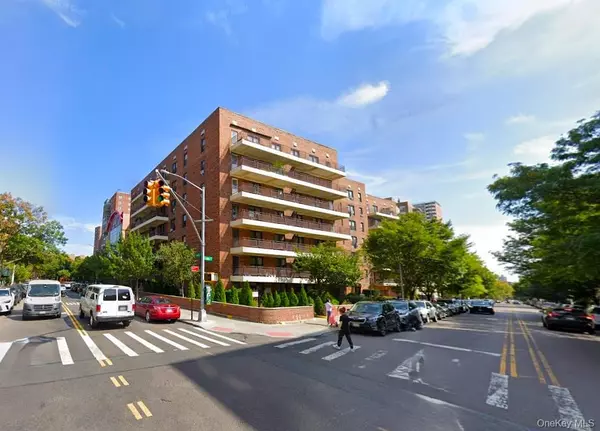 137-10 Franklin AVE #316, Flushing, NY 11355
