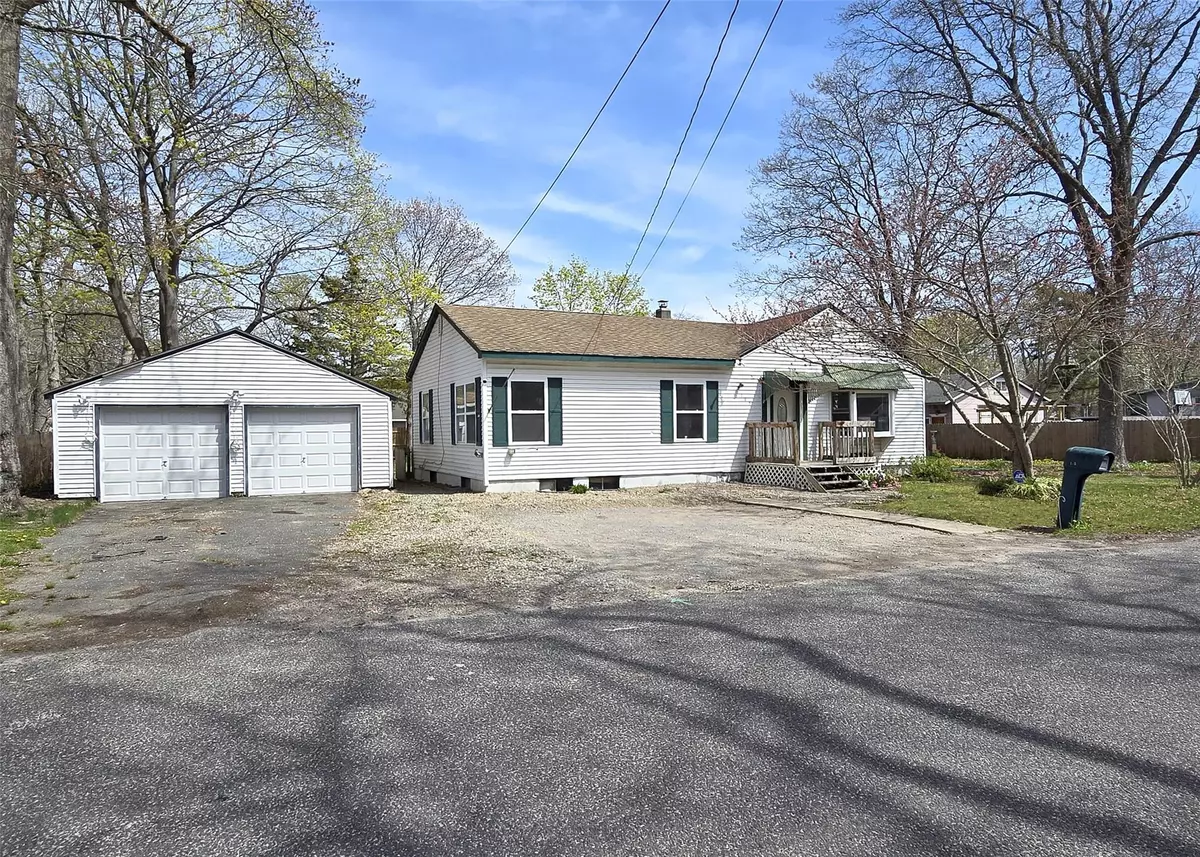 Mastic Beach, NY 11951,145 Magnolia DR