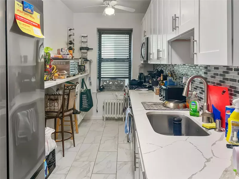 6 West AVE #1F, Larchmont, NY 10538