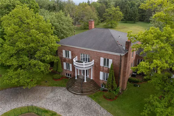 Pawling, NY 12564,604 N Quaker Hill RD