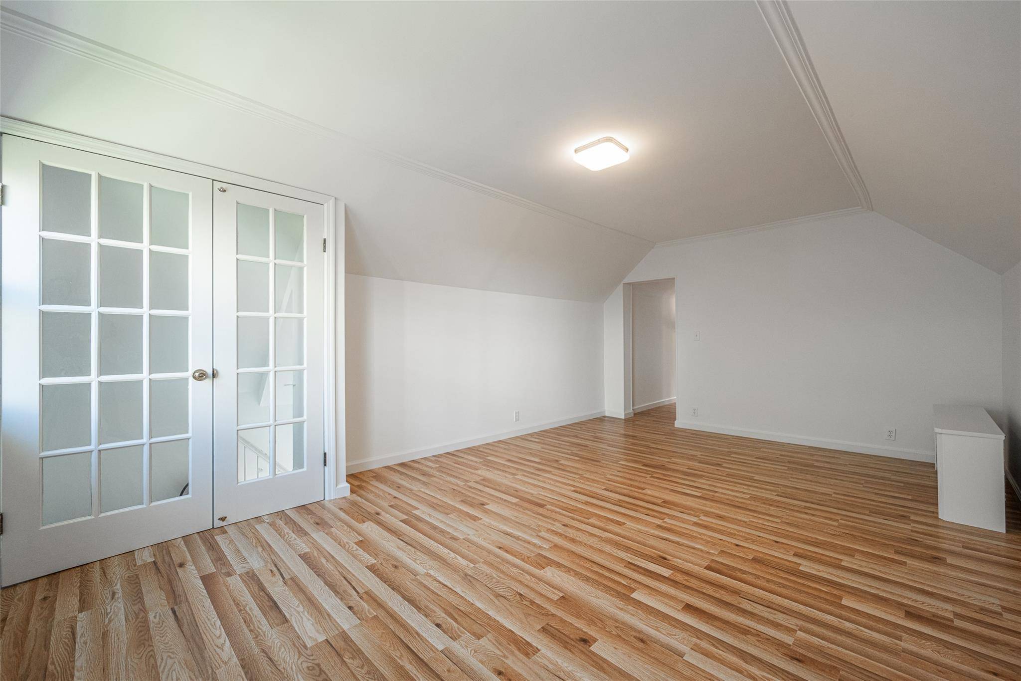 Bronxville, NY 10708,91 Parkway RD #3