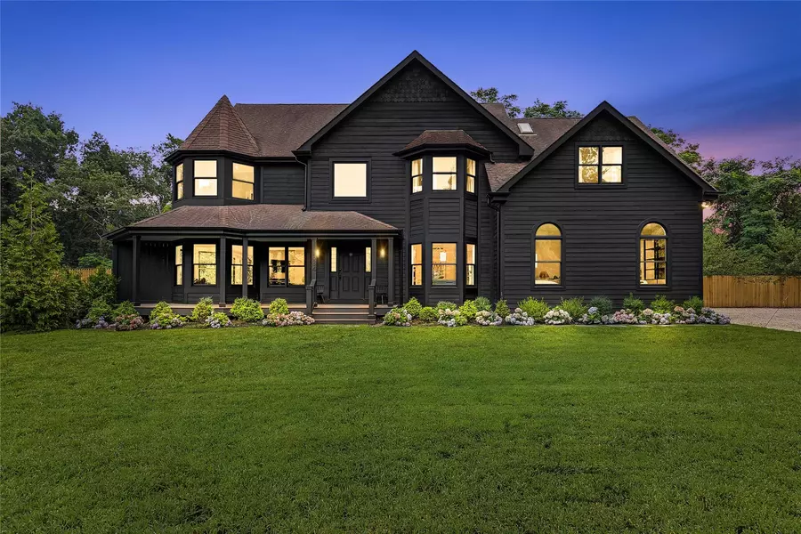 334 Noyack RD, Southampton, NY 11968