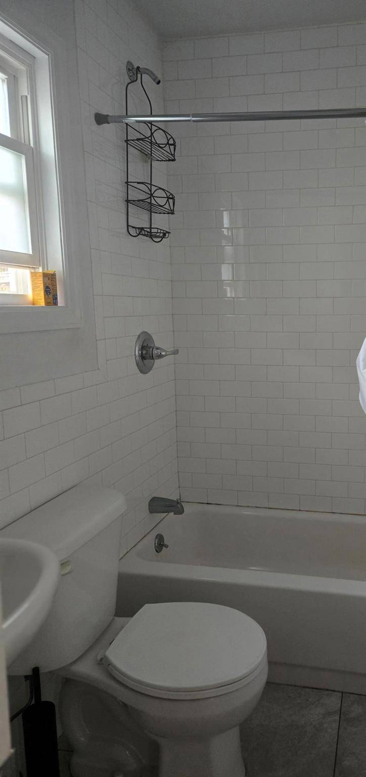 Yonkers, NY 10701,2 Carlisle Place #Unit #1