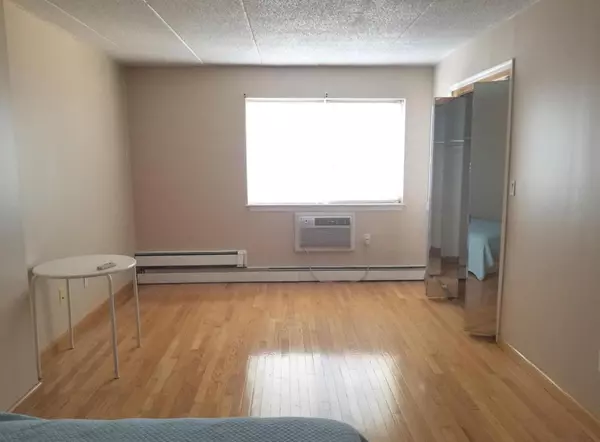 Flushing, NY 11354,137-11 32nd AVE #8E