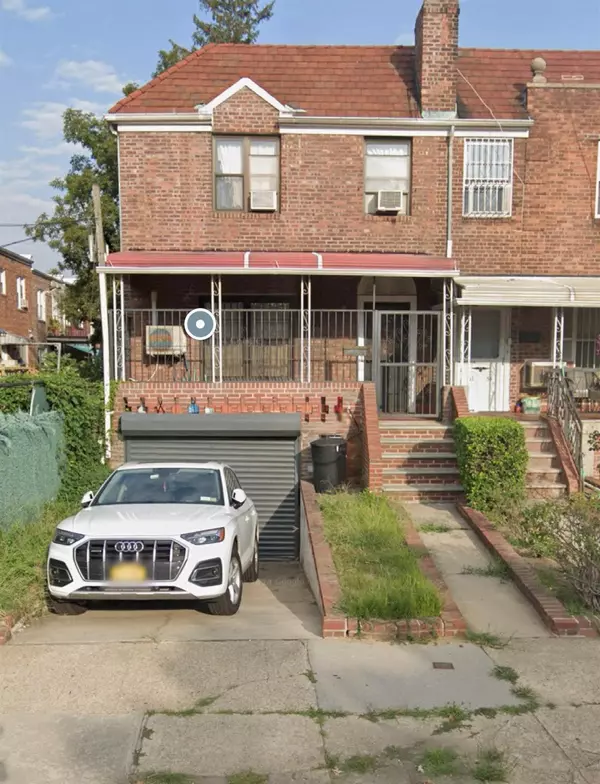 61-56 146th PL, Flushing, NY 11367