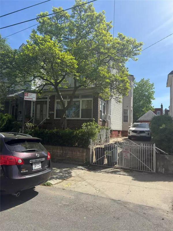 563 E 32nd ST, Brooklyn, NY 11210