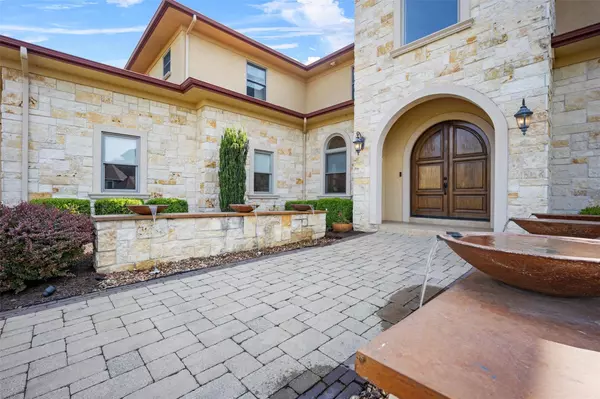 Wappingers Falls, NY 12590,18 Carmel HTS