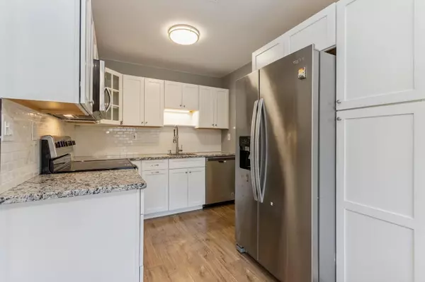 Yorktown Heights, NY 10598,92 Molly Pitcher LN #B