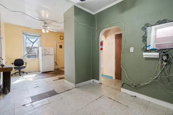 Corona, NY 11368,100-30 Martense AVE