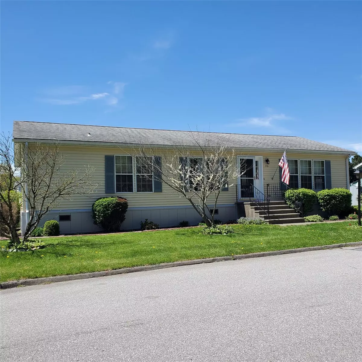 Hyde Park, NY 12538,70 Kens WAY