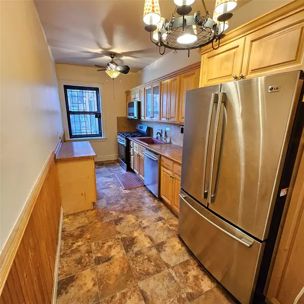 Mount Vernon, NY 10553,590 E 3rd ST #2-O