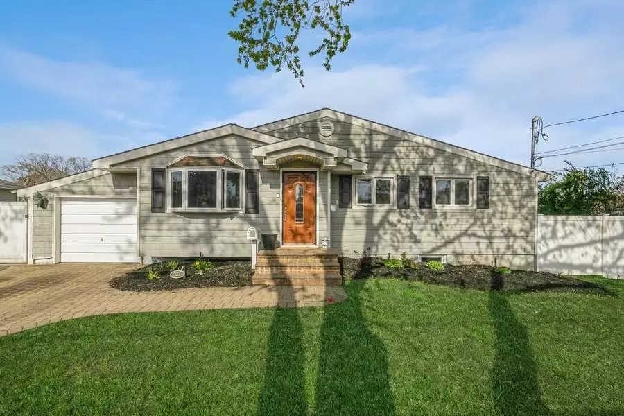 Deer Park, NY 11729,297 W 9th ST