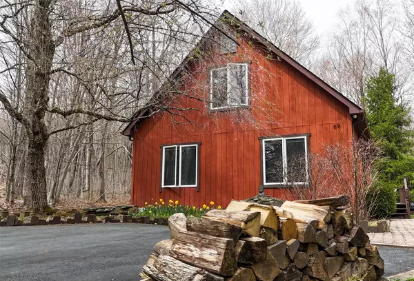 South Fallsburg, NY 12779,69 Timber Hill LN
