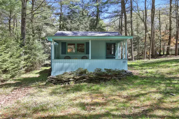 Glen Spey, NY 12737,26 Beach RD