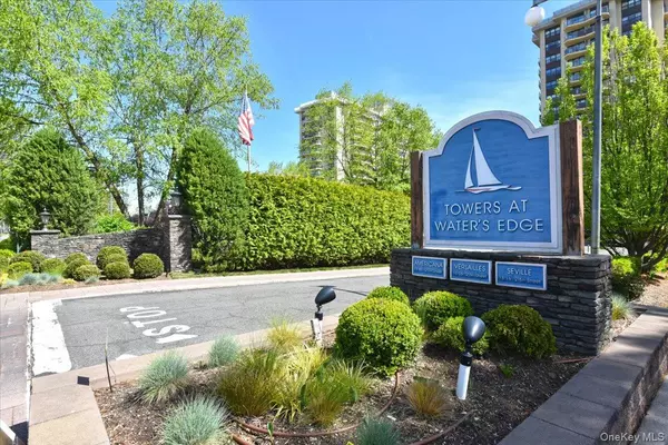 18-15 215th ST #4L, Bayside, NY 11360
