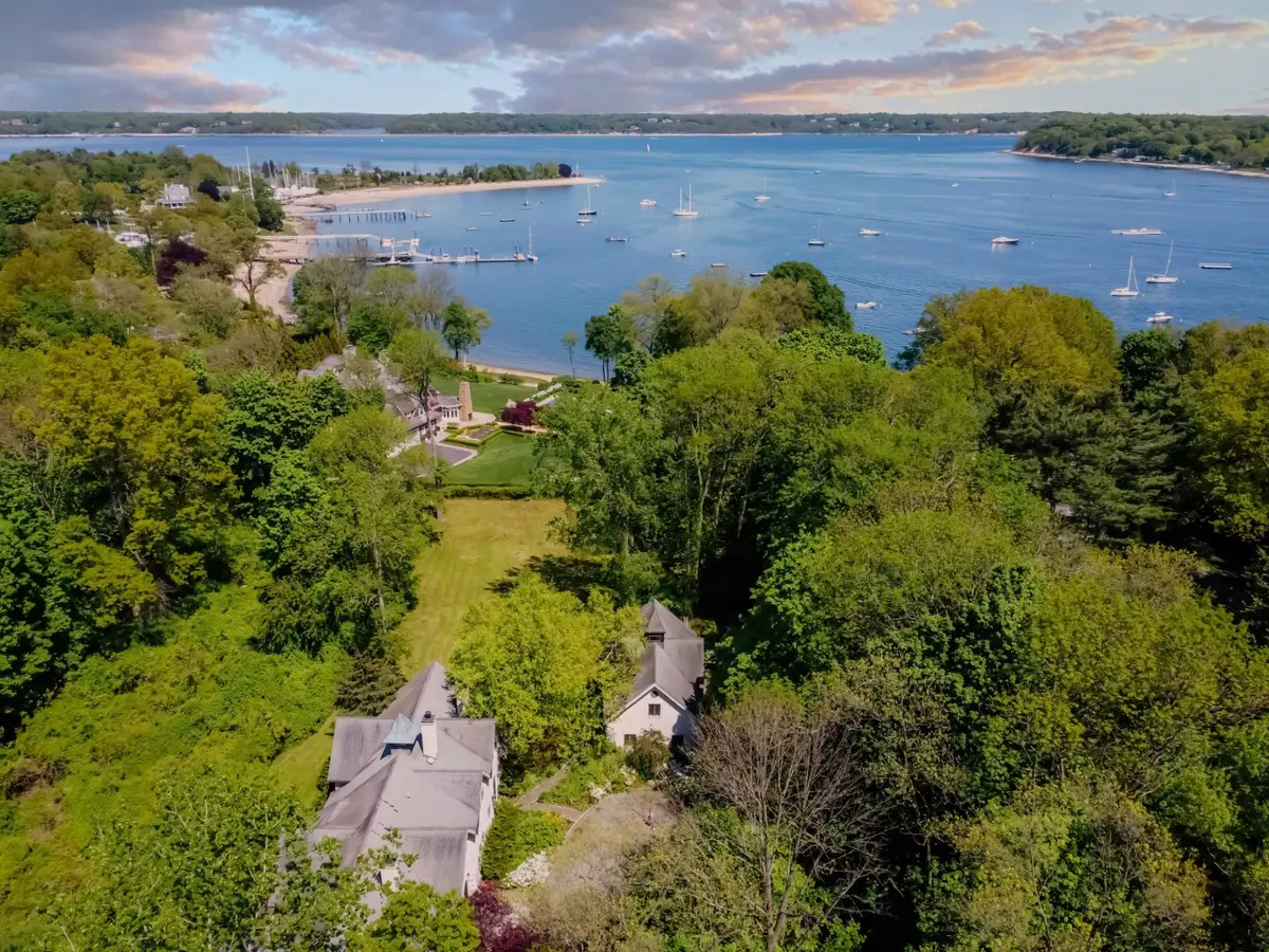 Centre Island, NY 11771,358 Centre Island RD