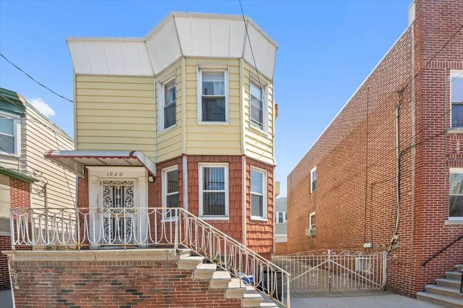 1920 Pilgrim AVE, Bronx, NY 10461