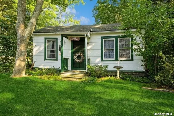 Southold, NY 11971,57020 Route 25