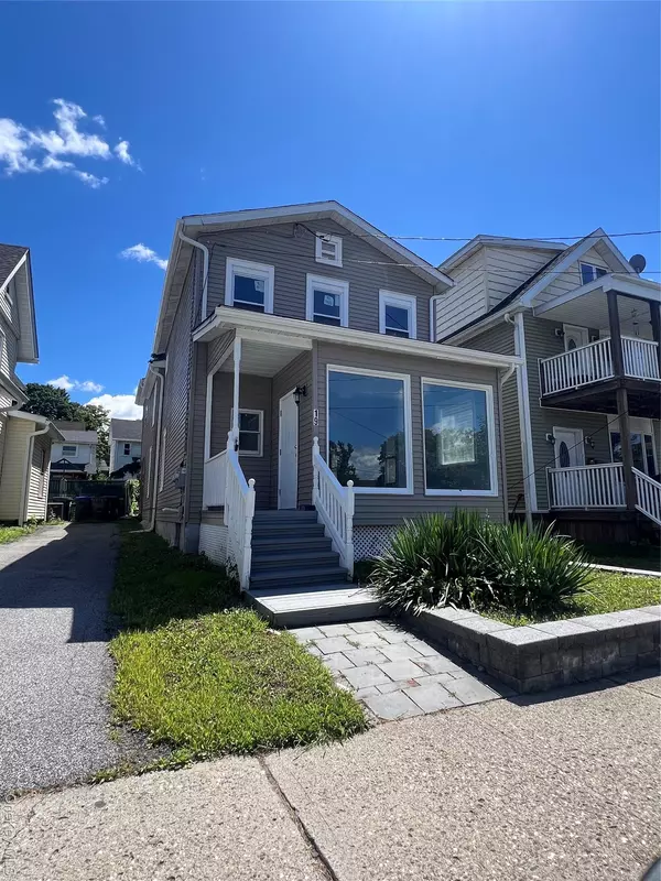19 Orchard ST, Walden, NY 12586