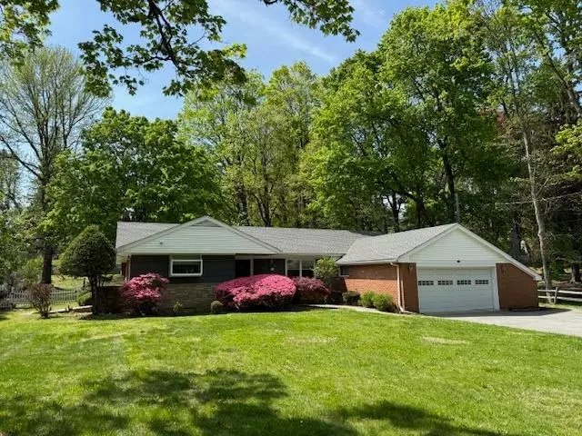 65 Balmville RD, Newburgh, NY 12550
