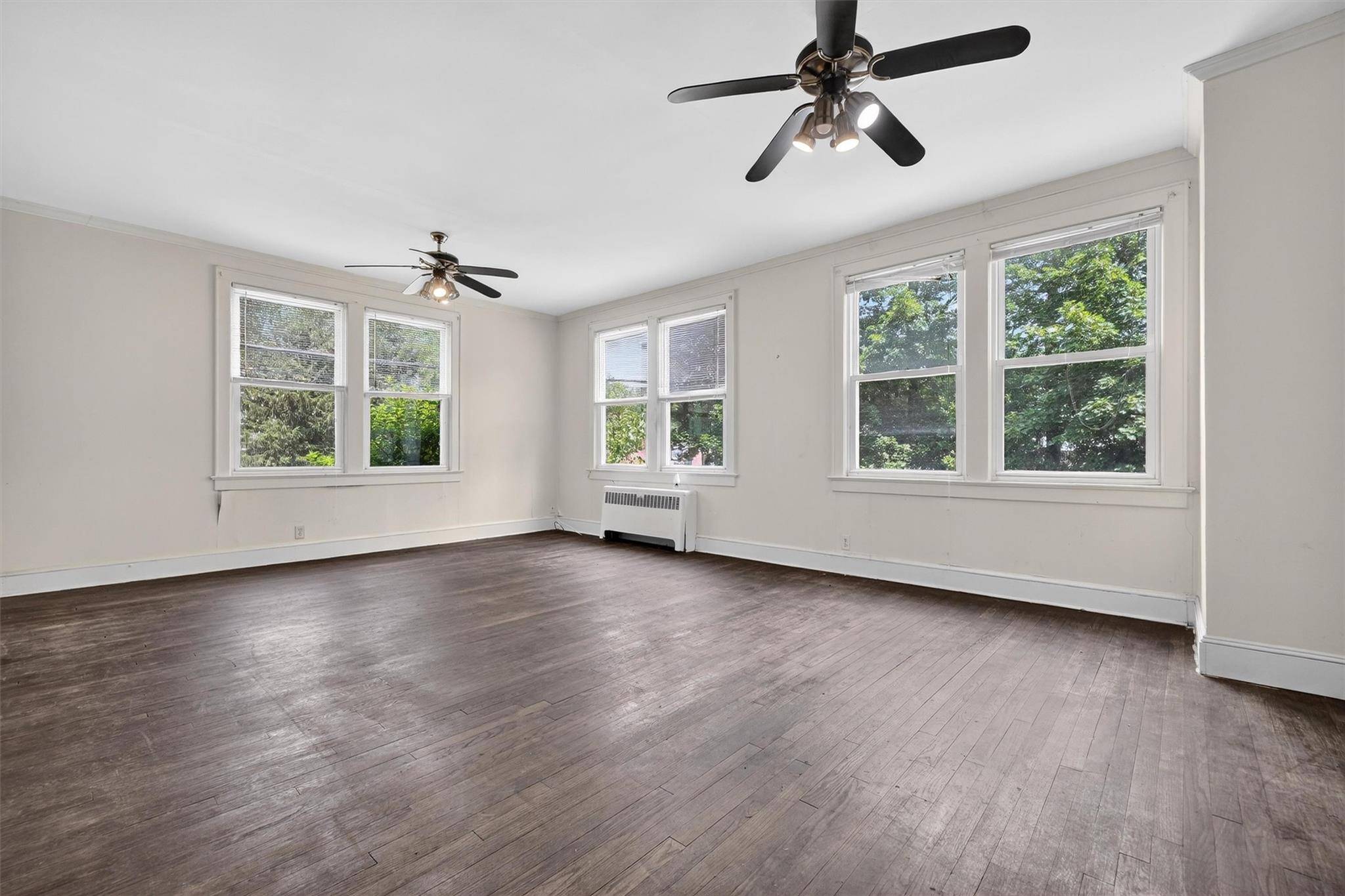 Scarsdale, NY 10583,56 Mount Joy AVE